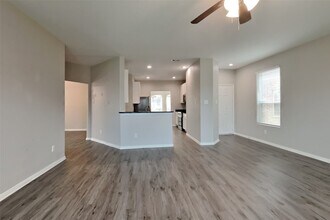 Building Photo - 2544 Elm Crossing Trail