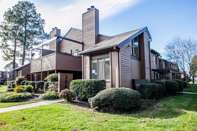 Building Photo - 306 Rutherglen Muse