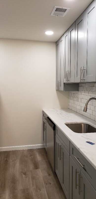 Foto del edificio - 2727 Rhawn St