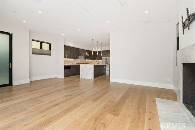 Foto del edificio - 508 Marigold Ave