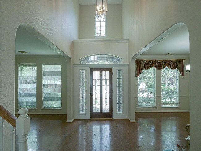 Building Photo - 3606 Paluxy Cir