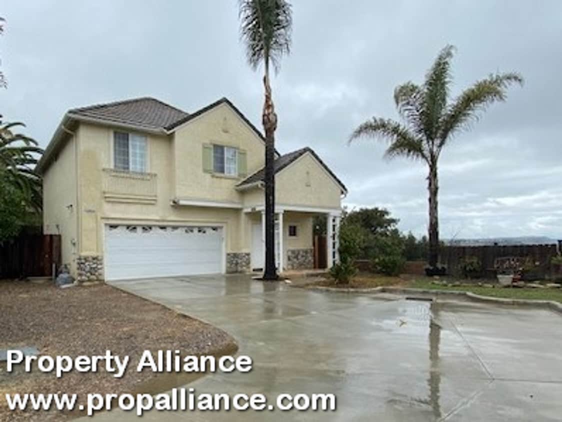 2628 Mesa Dr, Oceanside, CA 92054 House Rental in Oceanside, CA