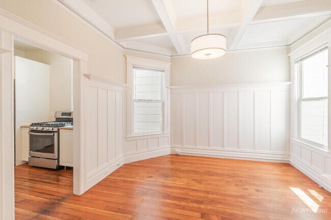 Foto del edificio - 1743 Golden Gate Ave