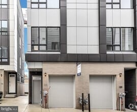 Building Photo - 113 Olive St