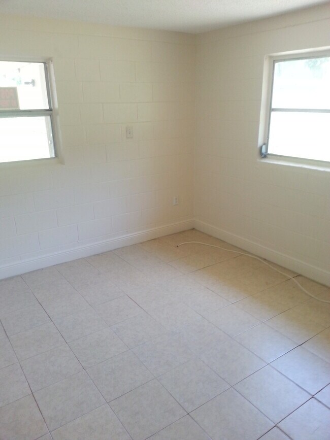 Foto del edificio - 516 Lowell St