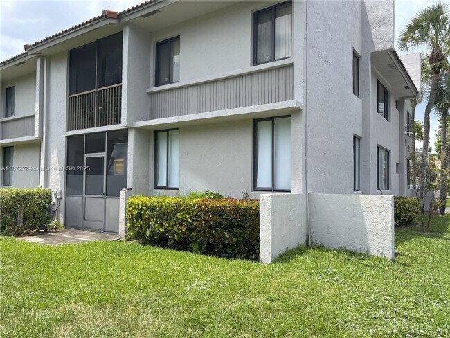 Foto del edificio - 9501 SW 1st Ct