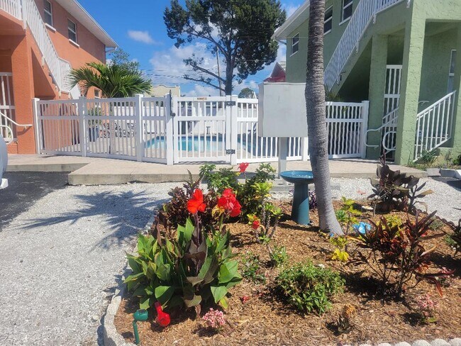 Foto del edificio - 5605 Shore Blvd S