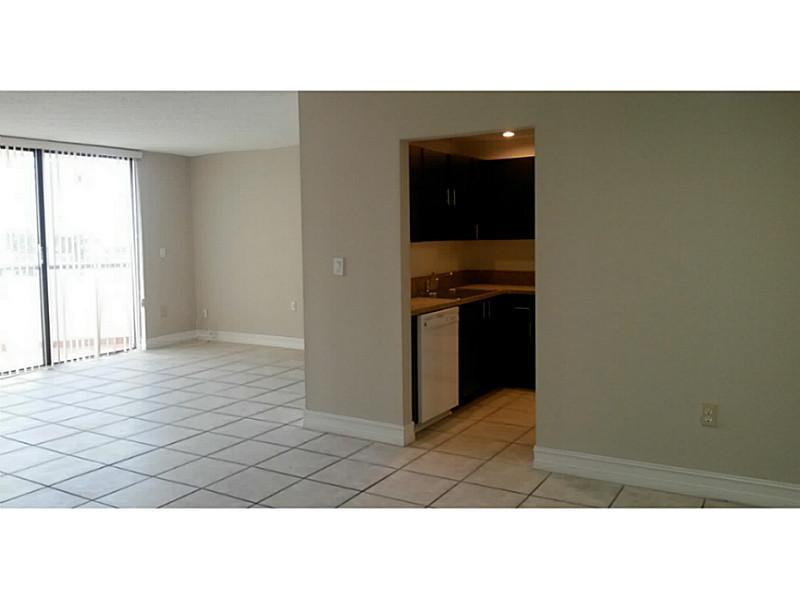 911 E Ponce De Leon Blvd, Coral Gables, FL 33134 Condo for Rent in