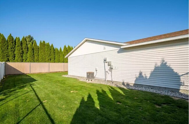 Building Photo - 1110 Filbeck Pl