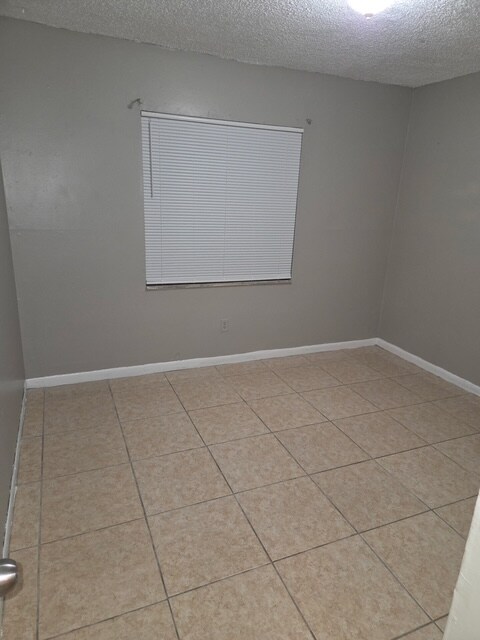 Foto del edificio - 2714 Pioneer Rd