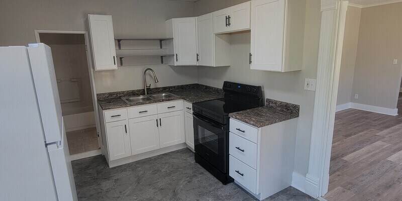 Primary Photo - 516 2nd Ave S