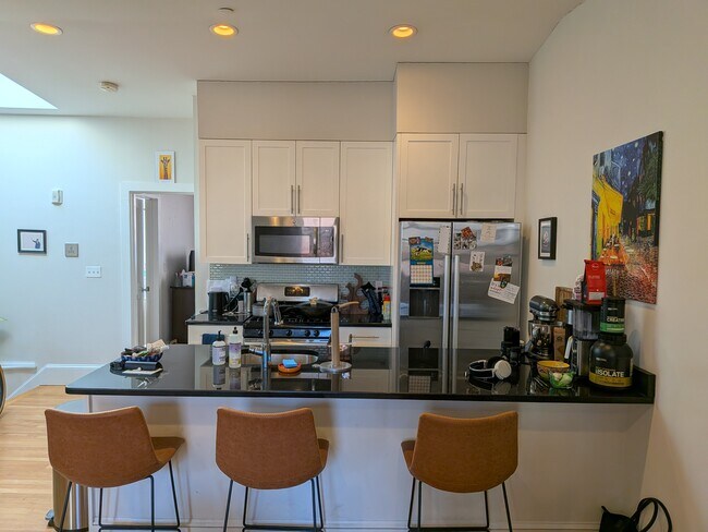 Foto del edificio - 87 Third St. Unit 3