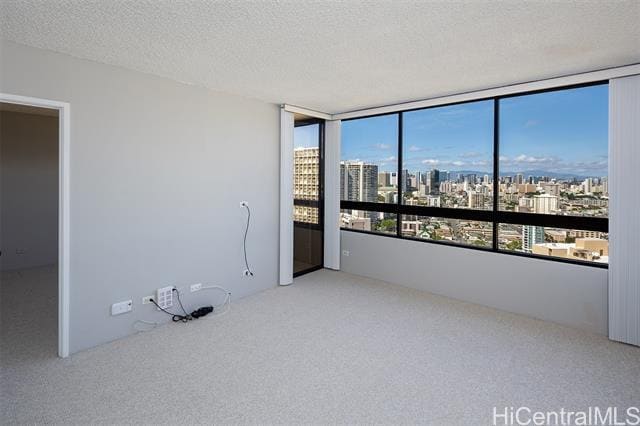 Building Photo - 2499 Kapiolani Blvd