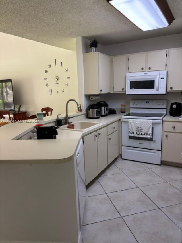 Building Photo - 667 Woodgate Ln