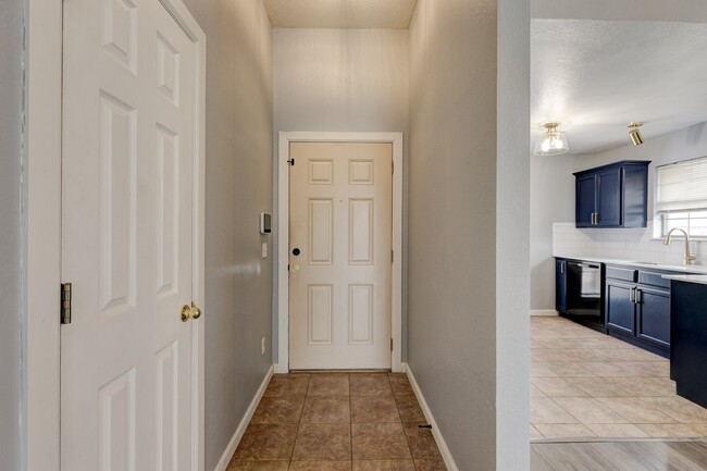 Foto del edificio - 312 SW 40th St