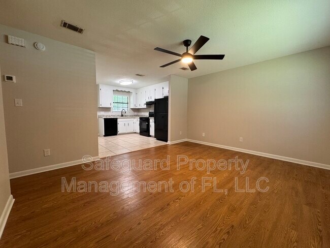 Foto del edificio - 4179 Ravenwood Dr