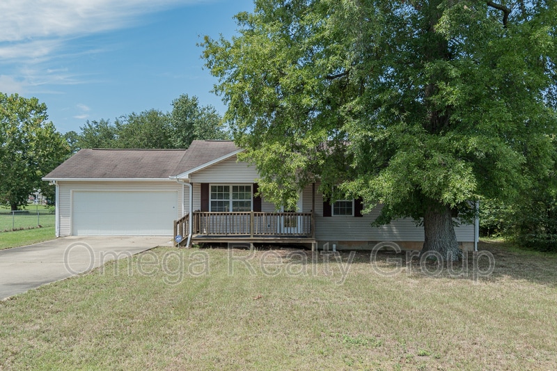 2114 Sue Dr, Oxford, AL 36203 House Rental in Oxford, AL