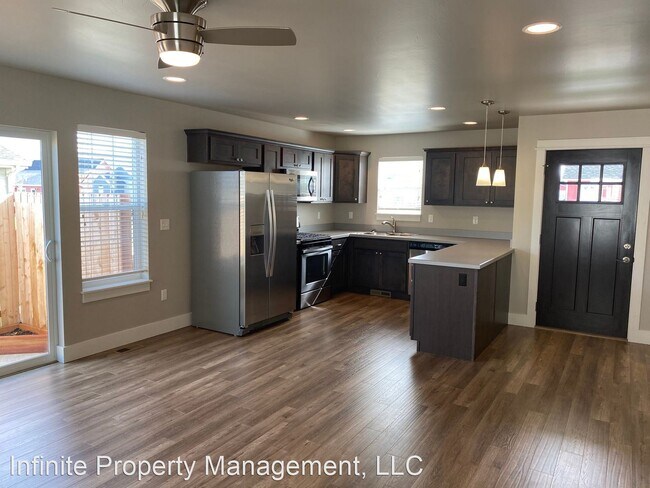 Building Photo - 2 br, 2 bath House - 1615 New Holland Drive