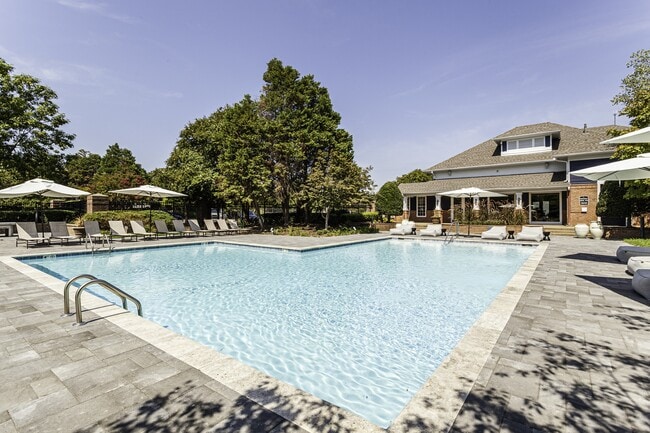 Building Photo - Park Place at Shelby Farms