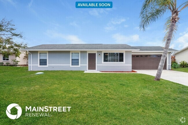 Building Photo - 18529 Phlox Dr