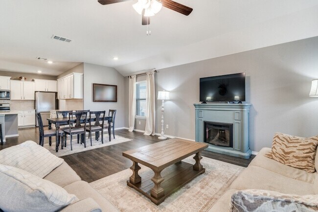 Foto del edificio - 158 Coyote Trl