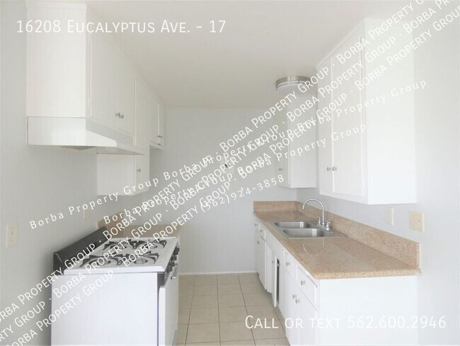 Foto del edificio - 16208 Eucalyptus Ave
