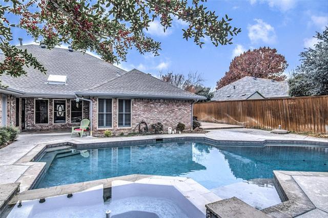 Building Photo - 3813 Camino Dr