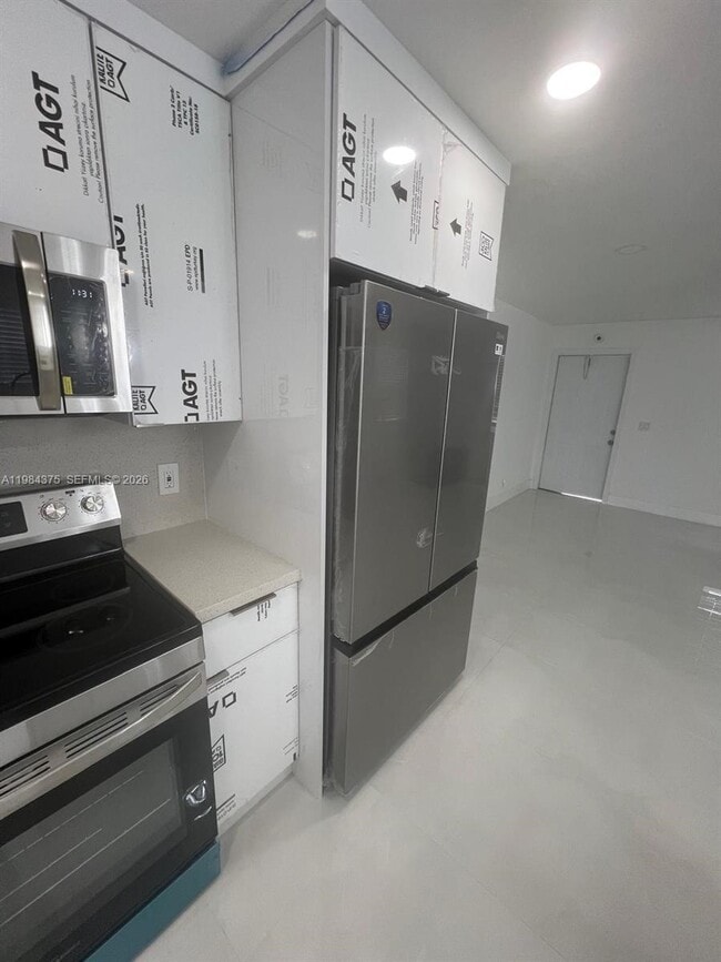 Foto del edificio - 361 NW 16th St