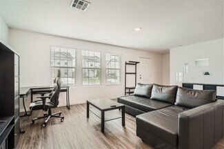 Building Photo - 13803 Mussel Rn