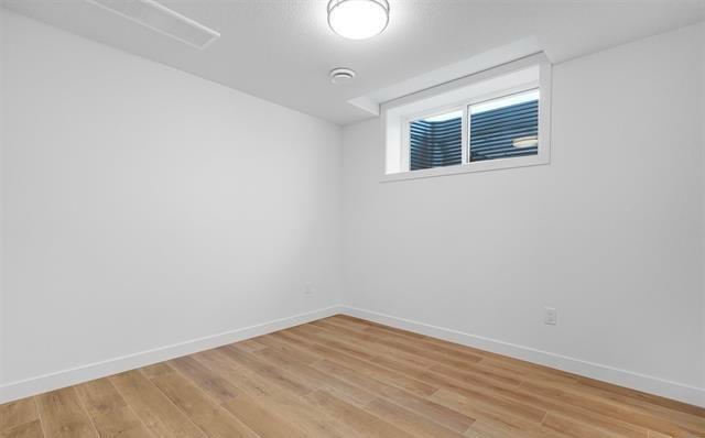 Building Photo - 3610-3642 AveBsmt