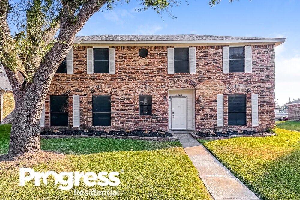 Primary Photo - 2604 Austin Dr