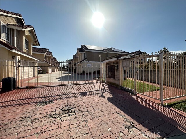 Foto del edificio - 2802 Consol Ave