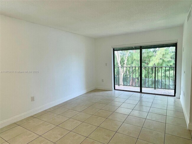 Foto del edificio - 7415 SW 152nd Ave