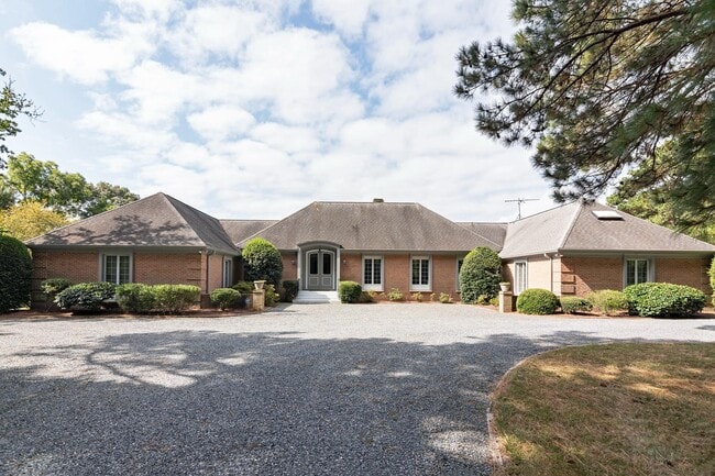 Building Photo - 9338 Bantry Rd