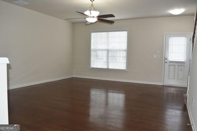 Building Photo - 1033 Annazanes Ct