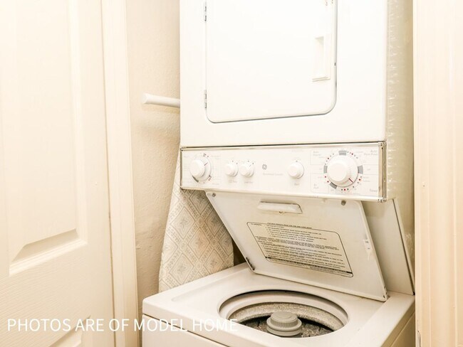 Foto del edificio - 905 Park Lane