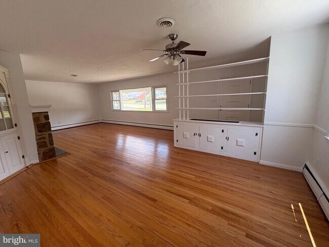 Foto del edificio - 1215 Milltown Rd