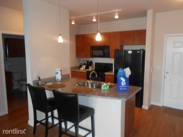 Building Photo - 13589 Via Varra