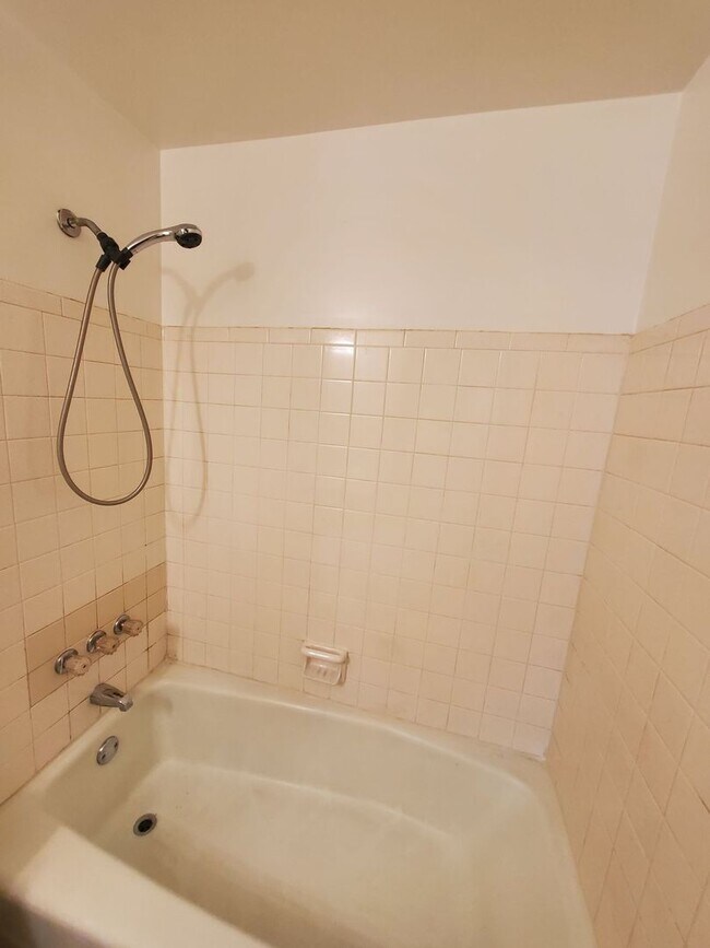 Foto del edificio - 3 Bedroom Condo