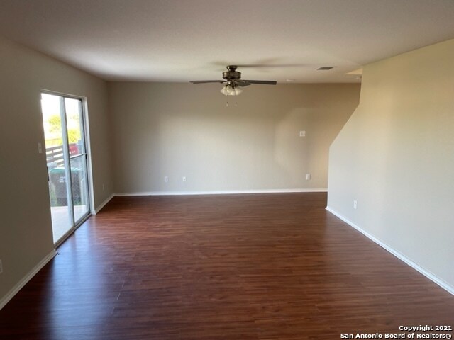 Foto del edificio - 9807 Amber Breeze