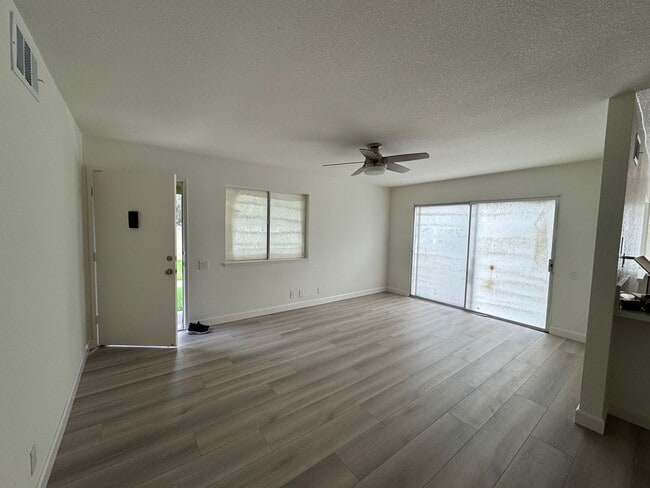 Building Photo - Total remodel - New kitchen, new bathroom, new appliances, new electrical, new paint, new floors