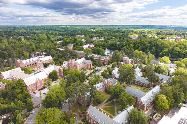 The University of Richmond is right next to Tuckahoe for easy access to education.