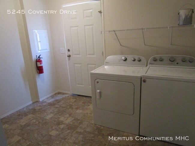 Building Photo - 5245 Coventry Dr
