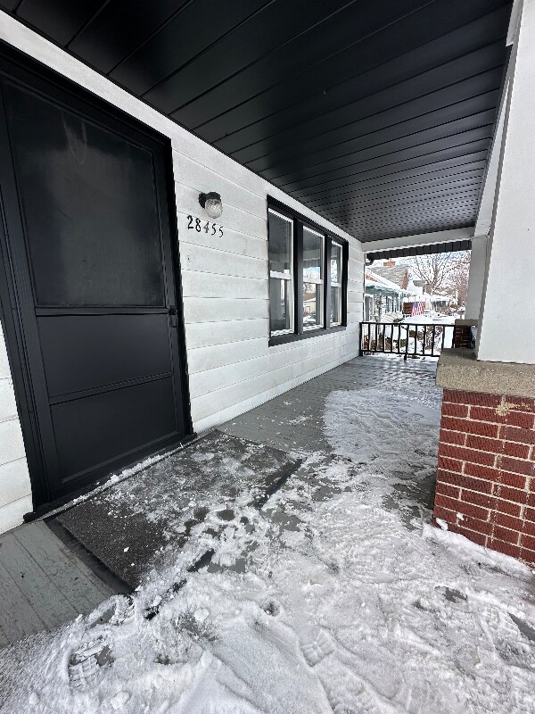 Building Photo - 28455 Melvin St