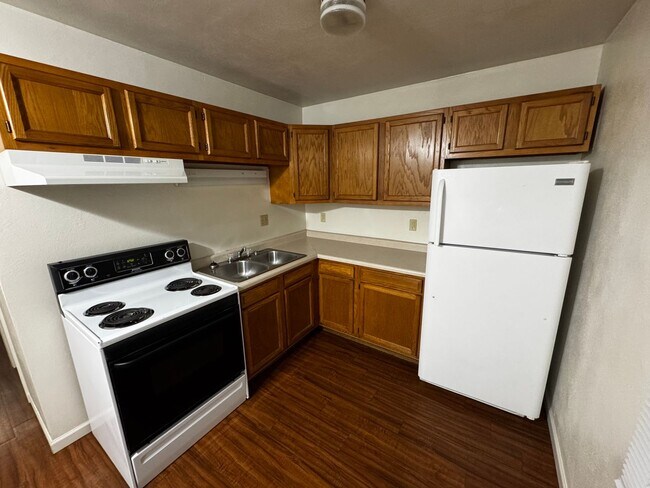 Foto del edificio - 725 W 61st St