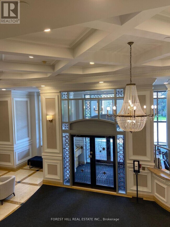 Photo du bâtiment - 10 Old York Mills Rd