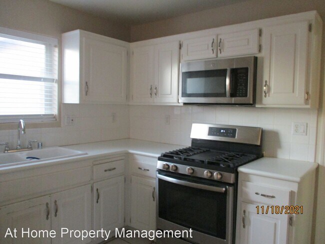 Building Photo - 3 br, 2.5 bath House - 6715 Mill Creek Dr
