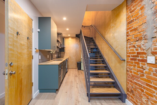 Foto del edificio - 744 Morton St NW