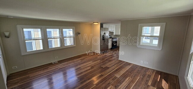 Building Photo - 17 Washington St