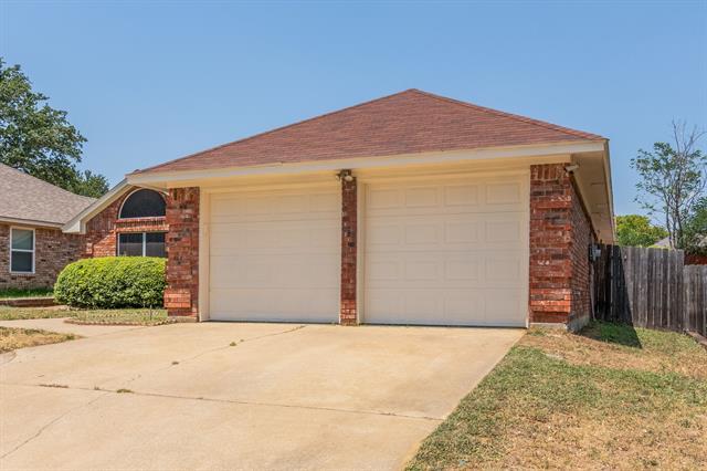 Building Photo - 319 Kessler Dr